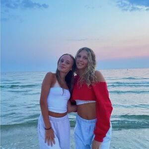 Meet your Posher, Caroline